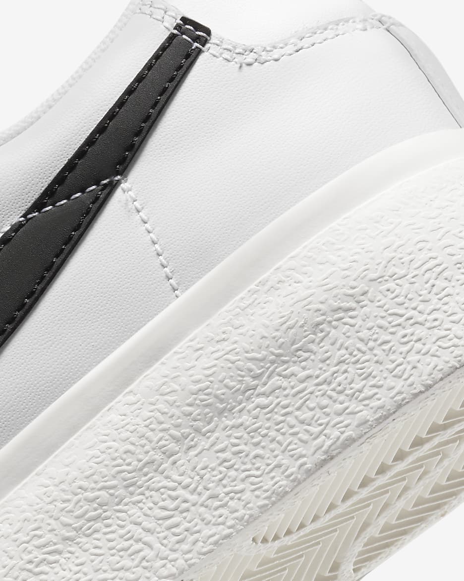 Nike blazer low essential sneaker white and black best sale